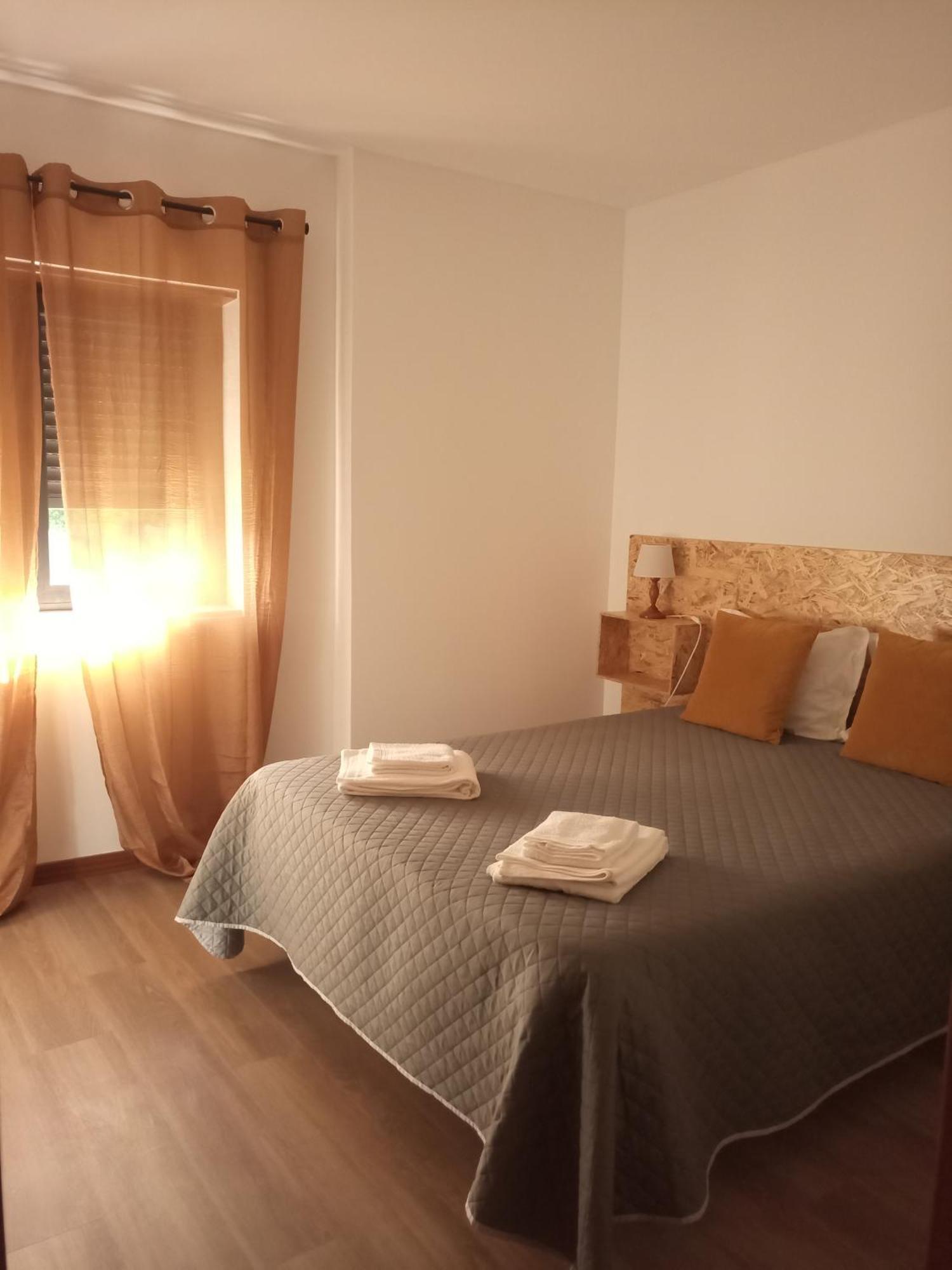 Casa Dos Grilos Hébergement de vacances *